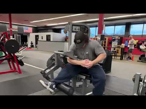 Sam Sulek's Spring Bulk Day 92 - Legs(Car talk+posing!)