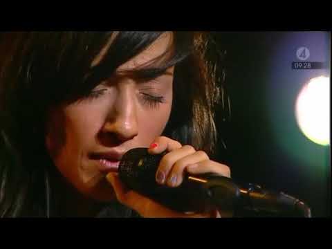 "Beautiful Tango"  HINDI ZAHRA  (Live Nyhetsmorgon 2010)