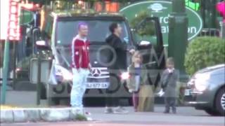 Annie Wants A Baby - Red Hot Chili Peppers - 2011 - I&#39;m With You