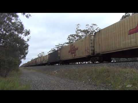 SCTs CSR009 / CF4403 & SCT001 south bound at Creighton's 29.10.2021