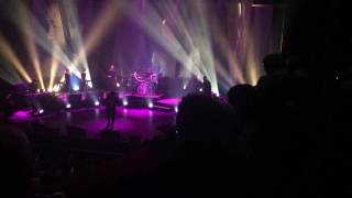 Frédéric François : Les femmes sont la lumière du monde à l'Olympia 2017