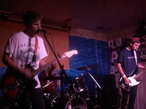 Birdskulls - Mispresume (Live @ The Victoria, Dalston, London, 31/08/13)