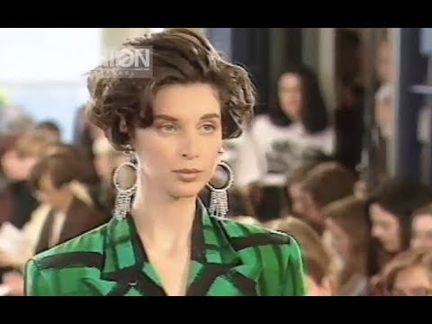PAUL COSTELLOE Fall 1992 London - Fashion Channel