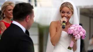 Смотреть онлайн Невеста поет на свадьбе жениху