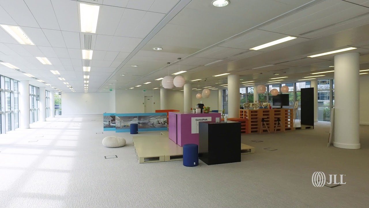 Watch video Bureaux à louer à Issy-les-Moulineaux - Rue Maurice Mallet - 92130 Bureaux à louer à Issy-les-Moulineaux - Rue Maurice Mallet - 92130