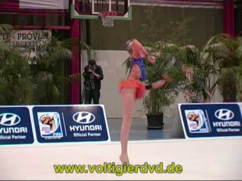 Happy-Cup 2009 - Hopes Hoop 02 - Petra RIBARIC