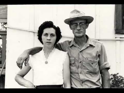 Roscoe Holcomb - I Wish I Were A Single Girl Again