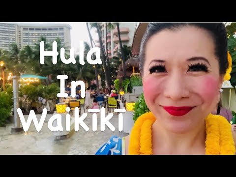 Hula Gig in Waikiki (Waikīkī) Behind the Scenes