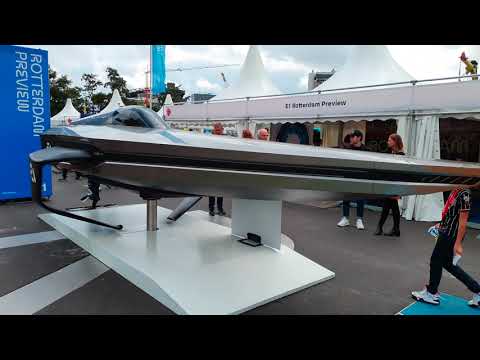 Rotterdam Hafenfest 2023 E1 Powerbot Racing Bot from Wipeout - Presentation.