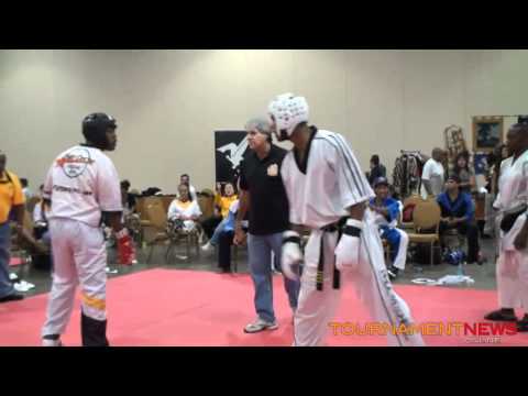 Larry Tankson vs Elias Lemon at US Capitol Classics 2011