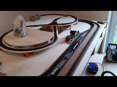 Bau einer kompakten Märklin H0-Anlage
