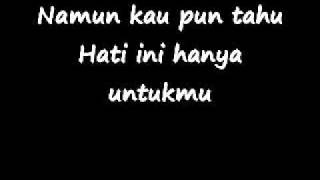 Download lagu ku cinta kau lebih dari kelmarin (lyrics) mp3 Download lagu ku cinta kau lebih dari kelmarin (lyrics) mp3