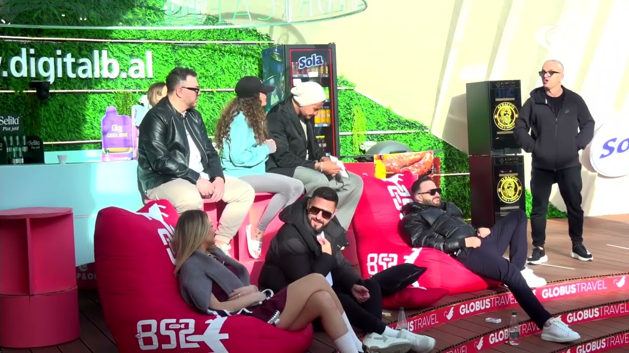 Surprizë nga ajri për Rogertin, banori emocionohet