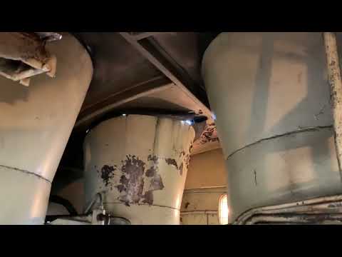 Barča zevnitř (řada 749)