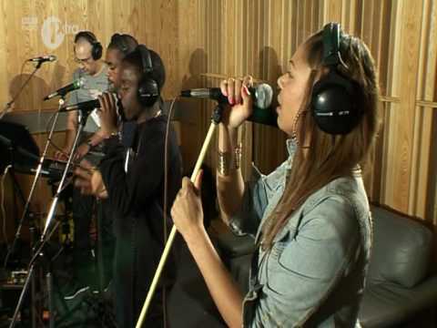 'On My Own' Live @ Maida Vale for 1Xtra (Blame, Fuda Guy, Tinchy Stryder, Alex Mills)