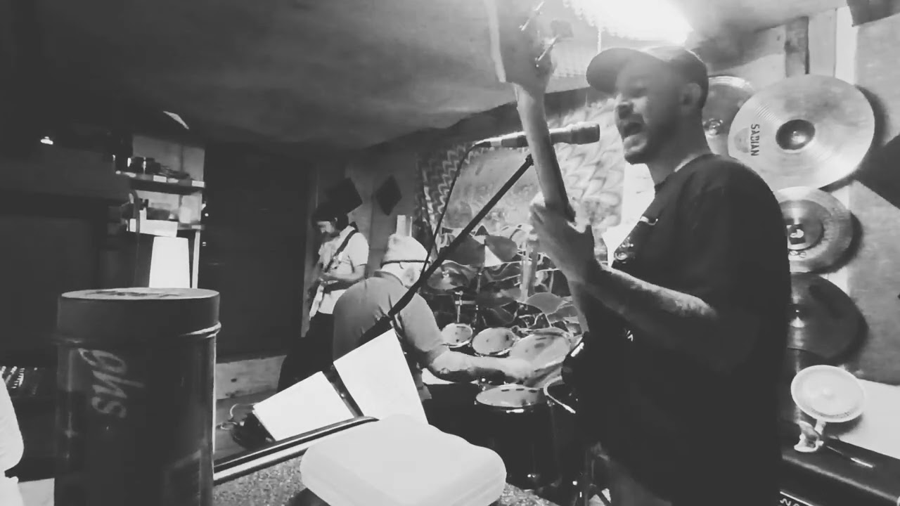 Lovelock – Them Screaming Teeth