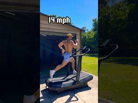 SPRINTING on a CURVED TREADMILL