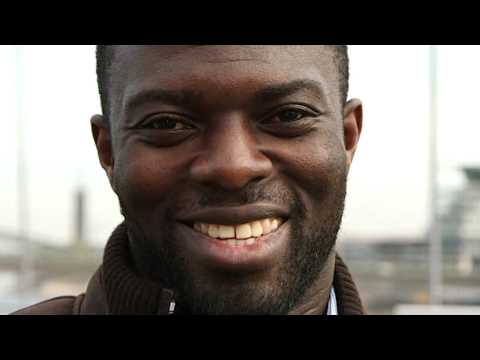 Elfmeter by Hans Sarpei