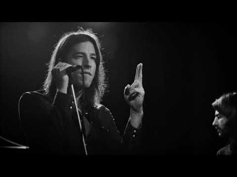 Ivan & The Parazol – Játék (Live @ BEMRAKPART 6)