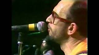 Manfred Mann's Earth Band - Blinded By The Light (Live in Budapest 1983)