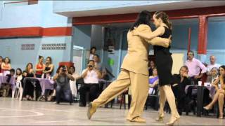 NANY PERALTA Y REBECCA O´LAOIRE  EN "EL PISOTON" 01