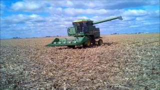 preview picture of video 'Combining Corn 10_28_2012'