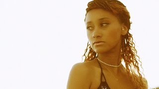 AISHA "花火" (Official Lyric Video)