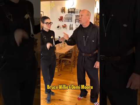 Bruce Willis and Demi Moore proving exes can still have fun! 💃🕺#brucewillis #demimoore