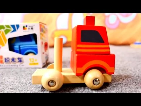 Kinderfilm - Wir packen Spielsachen aus - Spielzeug aus Holz