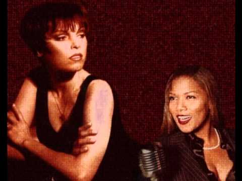 Pat Benatar and Queen Latifah "Love is a Battlefield"