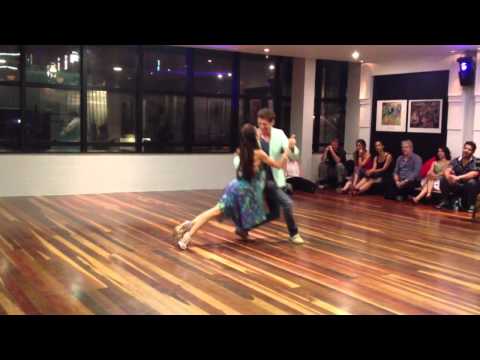 Anderson Mendes e Brenda Carvalho - 02/03 - Milonga El Abrazo - 23/03/14