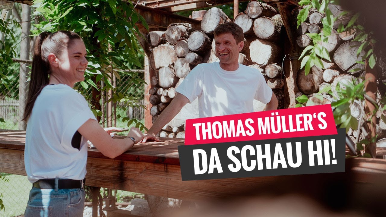 In der Rückennummer 25 vereint: Sarah Zadrazil und Thomas Müller vom FC Bayern München