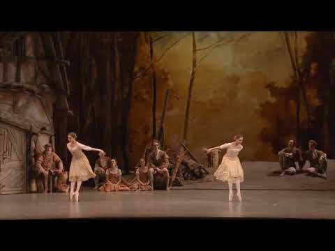 Francesca Hayward - Yasmine Naghdi