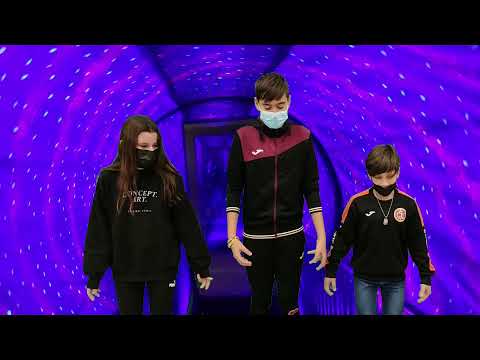 Película "la máquina del tiempo de Damián" con festival de Navidad integrado. CEIP Ciudad Encantada