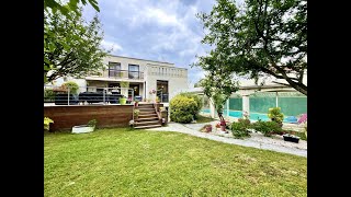 Maison 250m² avec terrasse et piscine