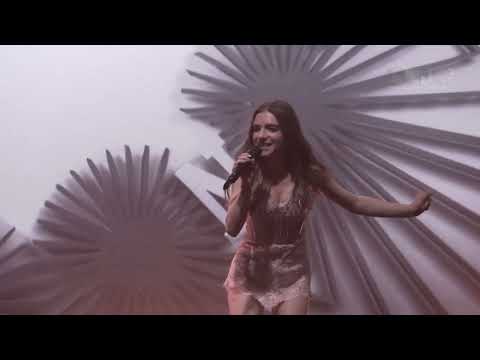 🇱🇺 Laura Thorn "Poupée de cire, poupée de son" (Luxembourg 1965) - LIVE @ London Eurovision Party