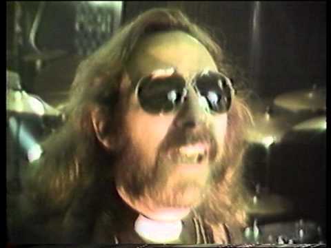 ROCKIN VICARS - Stop In The Name Of Love