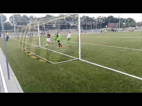 Jannick scoort voor vvSpijkenisse bij toernooi Unitas '30