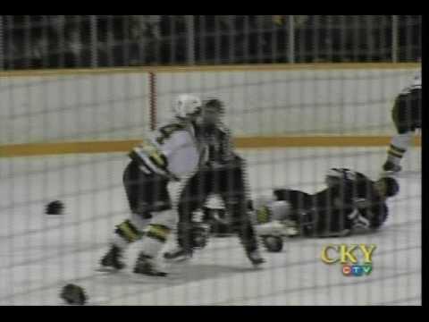 Selkirk vs Portage Playoff Line Brawl MJHL 2004/05