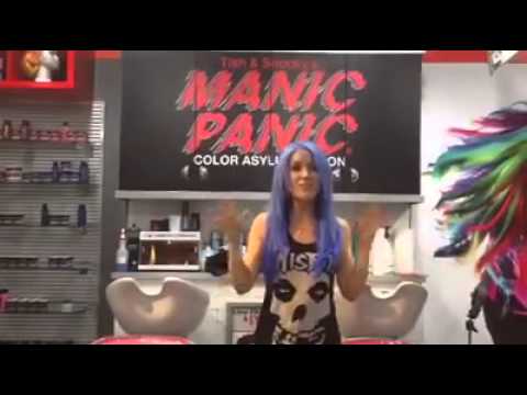 Alissa white-gluz - Manic Panic
