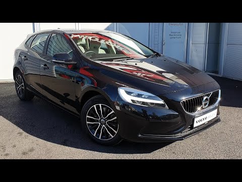 191D9005 - 2019 Volvo V40 D3 MOM ED 5DR AUTO 27,900