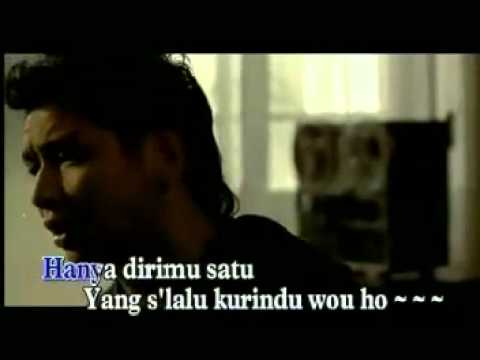 download lagu mp3 mp4 Video Mp4 Ungu Aku Bukan Pilihan Hatimu, download lagu Video Mp4 Ungu Aku Bukan Pilihan Hatimu gratis, unduh video klip Video Mp4 Ungu Aku Bukan Pilihan Hatimu