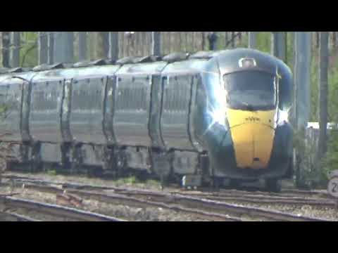 Ex-LO 317 scrap movement at Swindon train station Wiltshire 20.4.2022
