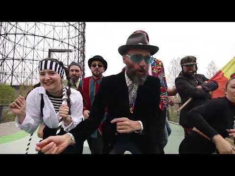 Adriano Bono - Ingaggiateci Stronzi (official video feat. The Reggae Circus)