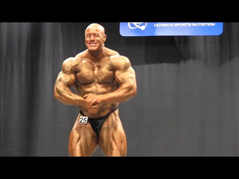 Gary Lister (UK), NABBA Universe 2012 - Masters Over 40 Winner