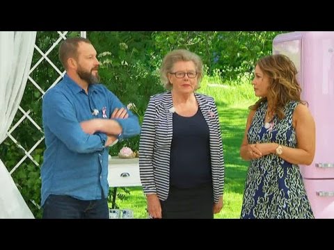 Sex hemmabagare ska bli fem - Hela Sverige Bakar (TV4)