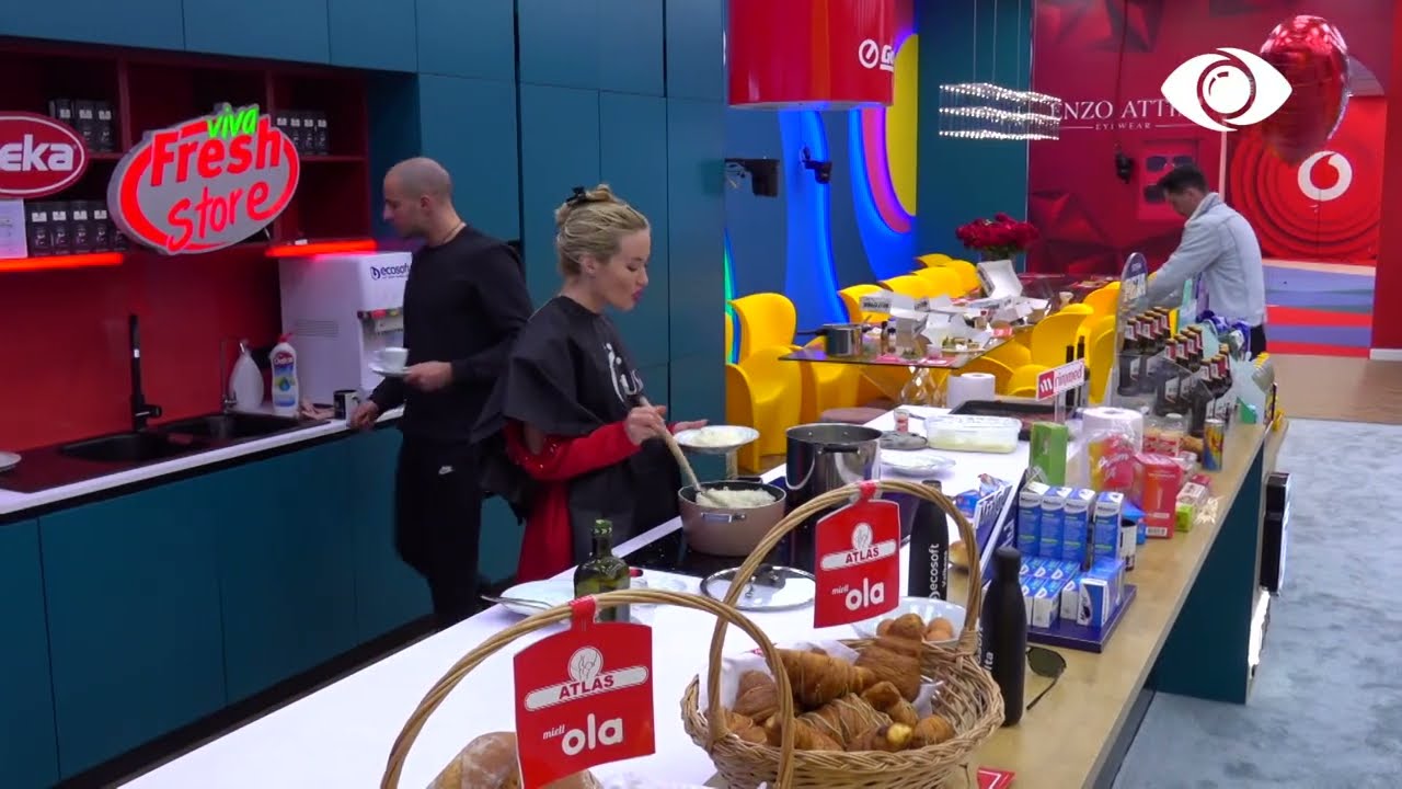 Loja/ Deamishel i shpreh dashurinë Beatit