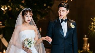 Reborn, She Enters A Contract Marriage With A CEO To Get Revenge On Her Adoptive Family