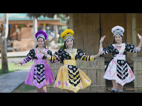 Nkauj Xwb Tiav Niam Tus Hu : Zuag,Mais,See #MaivZuagChannel