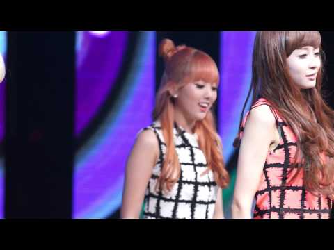 130523 신안산대 축제 헬로비너스(HELLOVENUS) - venus 윤조 직캠